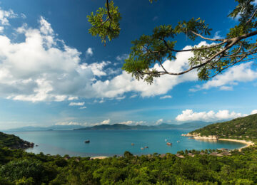 2 Ninh Van Bay