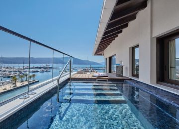 PC-Penthouse-Pool-1024×683