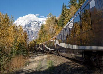 journey-through-the-clouds-rocky-mountaineer-train-heads-towards-mount-robson_0_0