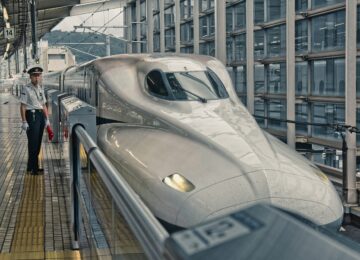 shinkansen-5237269_1280